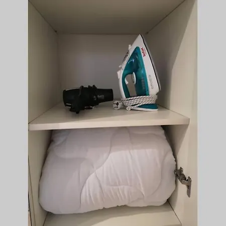Two Bedroom Luxury Near The Sea Garden *